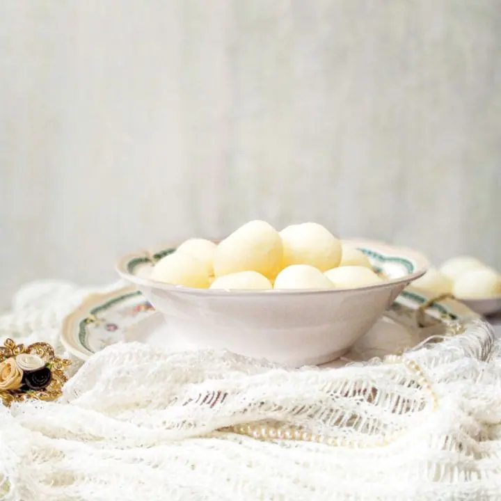 Kolkata Rosogolla, another view