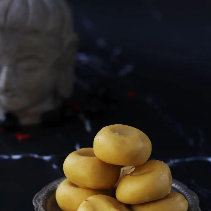 Kesar Peda — Saffron khoya peda, pressed by hand.